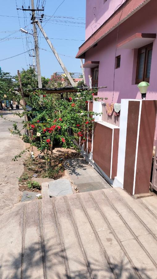 Sahasra Home Stay Hampi هوسبيت المظهر الخارجي الصورة